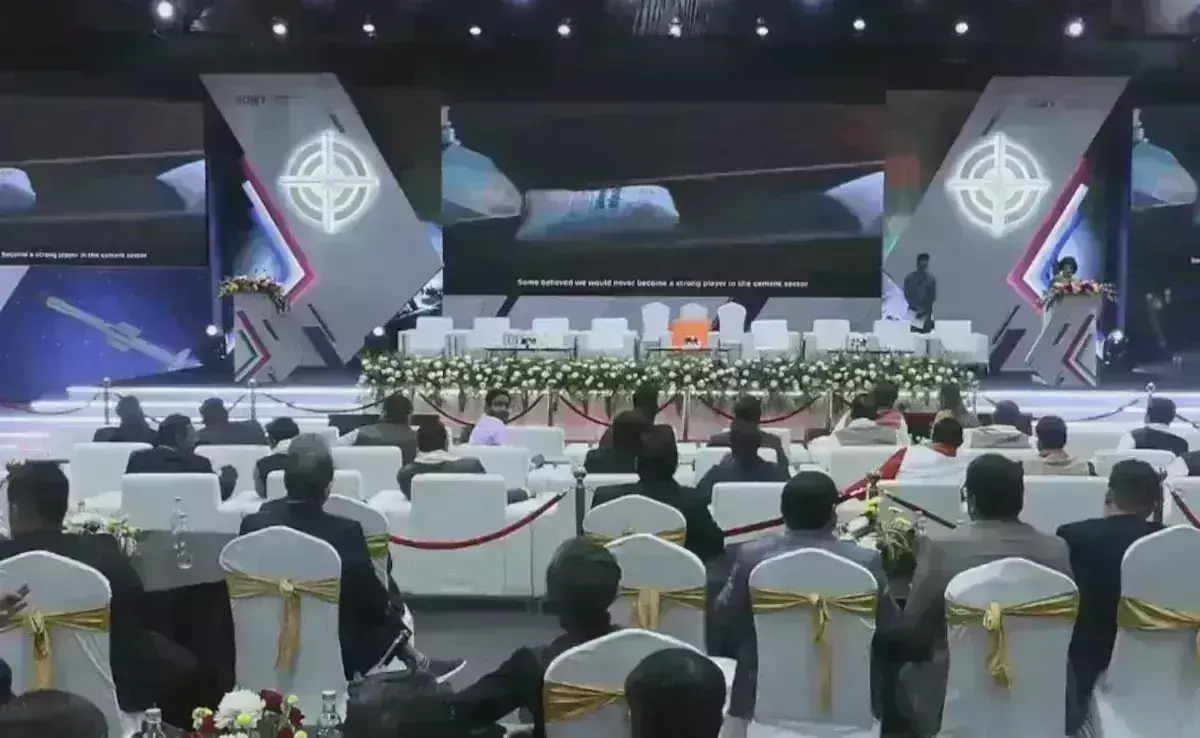 ಉತ್ತರ ಪ್ರದೇಶದಲ್ಲಿ ದಕ್ಷಿಣ ಏಷ್ಯಾದ ಬೃಹತ್ ಶಸ್ತ್ರಾಸ್ತ್ರ, ಕ್ಷಿಪಣಿ ಸಂಕೀರ್ಣ ತೆರೆದ ಅದಾನಿ ಡಿಫೆನ್ಸ್