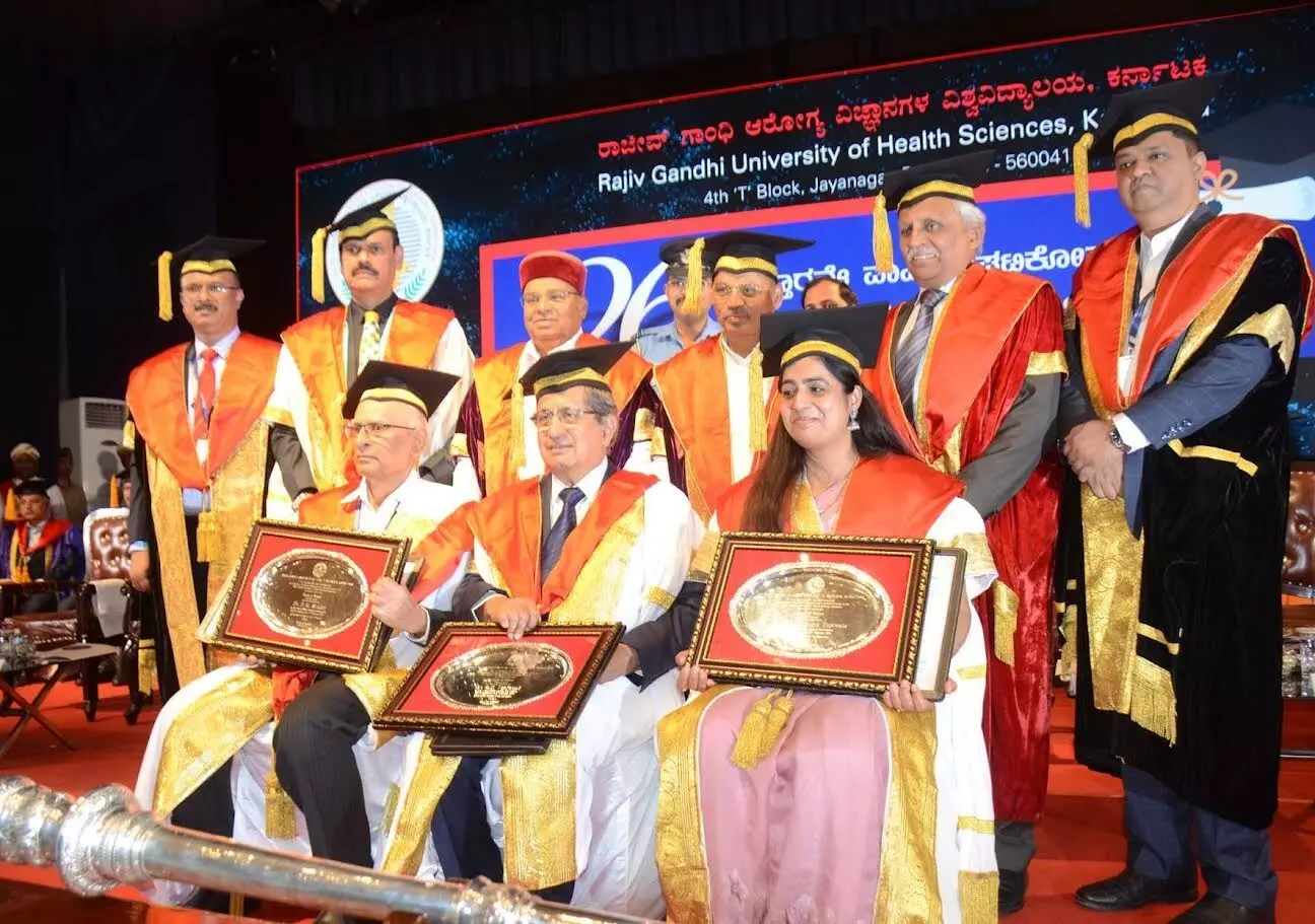 ವೈದ್ಯಕೀಯ ಕ್ಷೇತ್ರದಲ್ಲಿ ಸ್ವಾವಲಂಬನೆ ಮತ್ತಷ್ಟು ಹೆಚ್ಚಿದೆ : ರಾಜ್ಯಪಾಲ ಥಾವರ್ ಚಂದ್ ಗೆಹ್ಲೋಟ್ ವೈದ್ಯಕೀಯ ಕ್ಷೇತ್ರದಲ್ಲಿ ಸ್ವಾವಲಂಬನೆ ಮತ್ತಷ್ಟು ಹೆಚ್ಚಿದೆ : ರಾಜ್ಯಪಾಲ ಥಾವರ್ ಚಂದ್ ಗೆಹ್ಲೋಟ್