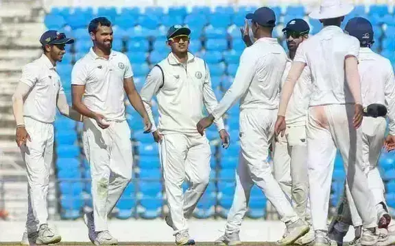 ರಣಜಿ: ಕರ್ನಾಟಕದ ವಿರುದ್ಧ ವಿದರ್ಭಕ್ಕೆ ಭರ್ಜರಿ ಜಯ, ಸೆಮಿ ಫೈನಲ್ ಗೆ ಲಗ್ಗೆ