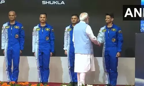 ಭಾರತದ ಗಗನಯಾನ ಮಿಷನ್‌ಗೆ ಆಯ್ಕೆಯಾದ 4 ಗಗನಯಾತ್ರಿಗಳ ಹೆಸರು ಘೋಷಿಸಿದ ಪ್ರಧಾನಿ ಮೋದಿ