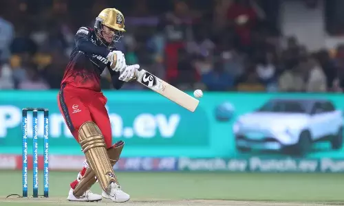 ಜೈಂಟ್ಸ್ ವಿರುದ್ಧ 8 ವಿಕೆಟ್ ಗಳ ಭರ್ಜರಿ ಜಯಭೇರಿ ಭಾರಿಸಿದ ಆರ್ ಸಿ ಬಿ