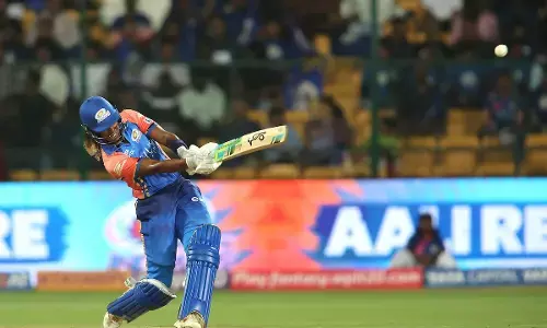 WPL | ಯುಪಿ ವಾರಿಯರ್ಸ್ ಗೆ 162 ರನ್ ಗುರಿ ನೀಡಿದ ಮುಂಬೈ ಇಂಡಿಯನ್ಸ್