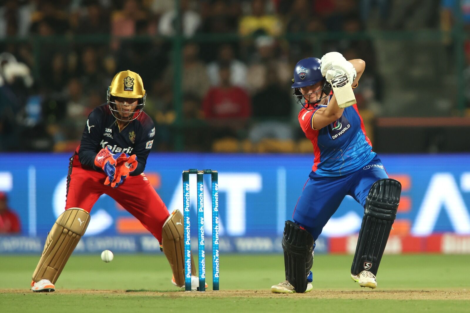 WPL |  ಆರ್‌ಸಿಬಿ ಗೆಲುವಿಗೆ 195 ರನ್ ಗುರಿ ನೀಡಿದ ಡೆಲ್ಲಿ ಕ್ಯಾಪಿಟಲ್ಸ್