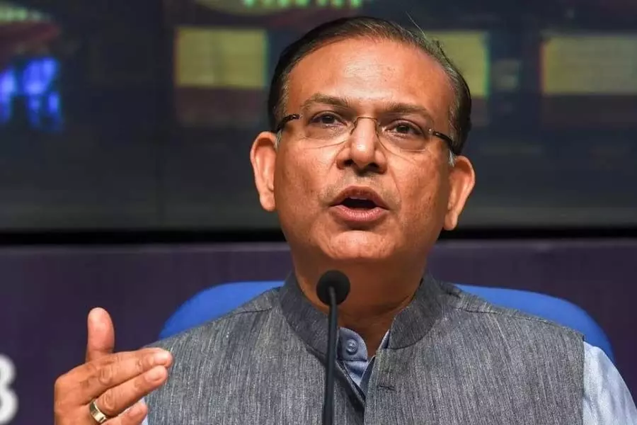 ಗೌತಮ್‌ ಗಂಭೀರ್‌ ಸಕ್ರಿಯ ರಾಜಕಾರಣದಿಂದ ದೂರವುಳಿಯುವುದಾಗಿ ಹೇಳಿದ ಬೆನ್ನಲ್ಲೇ ಚುನಾವಣೆ ಸ್ಪರ್ಧಿಸುವುದಿಲ್ಲವೆಂದ ಮತ್ತೊಬ್ಬ ಬಿಜೆಪಿ ಸಂಸದ