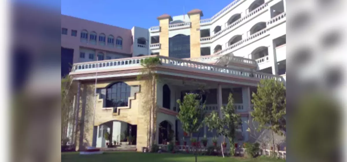 1995ರ ನಂತರ ಗುಜರಾತ್ ನಲ್ಲಿ ಯಾವುದೇ ಸರಕಾರಿ ವೈದ್ಯಕೀಯ ಕಾಲೇಜು ಸ್ಥಾಪನೆಯಾಗಿಲ್ಲ: ರಾಜ್ಯ ಬಿಜೆಪಿ ಸರಕಾರ ಹೇಳಿಕೆ 1995ರ ನಂತರ ಗುಜರಾತ್ ನಲ್ಲಿ ಯಾವುದೇ ಸರಕಾರಿ ವೈದ್ಯಕೀಯ ಕಾಲೇಜು ಸ್ಥಾಪನೆಯಾಗಿಲ್ಲ: ರಾಜ್ಯ ಬಿಜೆಪಿ ಸರಕಾರ ಹೇಳಿಕೆ