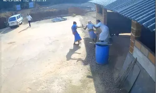 ಪರಿಯಾಲ್ತಡ್ಕದ ವೃದ್ಧ ದಂಪತಿಗೆ ಹಲ್ಲೆ ಪ್ರಕರಣ | ಆರೋಪಿತ ಪಾದ್ರಿ ಹುದ್ದೆಯಿಂದ ತೆರವು: ಮಂಗಳೂರು ಕ್ರೈಸ್ತ ಧರ್ಮಪ್ರಾಂತ ಹೇಳಿಕೆ