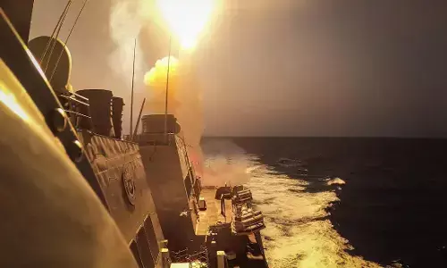 ಹೌದಿಗಳ ಕ್ಷಿಪಣಿ ನಾಶಗೊಳಿಸಿದ ಅಮೆರಿಕದ ಪಡೆಗಳು