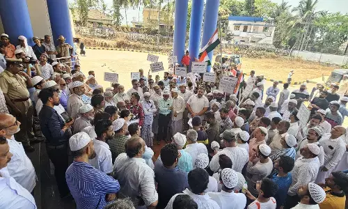 ಭಟ್ಕಳ: ಐತಿಹಾಸಿಕ ಸರಾಬಿ ನದಿ ರಕ್ಷಿಸುವಂತೆ ಆಗ್ರಹಿಸಿ ಬೃಹತ್ ಪ್ರತಿಭಟನೆ