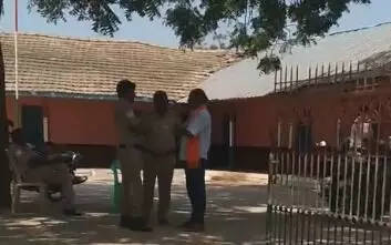 ಶಿಗ್ಗಾಂವಿ | ಭಗವಾಧ್ವಜ ತೆರವಿಗೆ ಸಂಚು ಆರೋಪ: ಮಾಜಿ ಶಾಸಕ ಸಹಿತ ಇಬ್ಬರ ವಿರುದ್ಧ ಪ್ರಕರಣ ದಾಖಲು