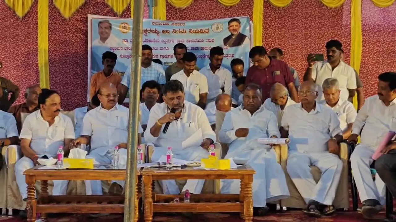 ಭದ್ರಾ ಮೇಲ್ದಂಡೆ ಯೋಜನೆಯ ನಾಲೆ ಕಾಮಗಾರಿಗೆ ಭೂಮಿ ನೀಡುವ ರೈತರಿಗೆ ಸೂಕ್ತ ಪರಿಹಾರ: ಡಿಸಿಎಂ ಡಿಕೆಶಿ
