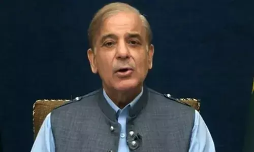 ಪಾಕಿಸ್ತಾನದ 24ನೇ ಪ್ರಧಾನಿಯಾಗಿ ಷರೀಫ್ ಪ್ರಮಾಣ ವಚನ