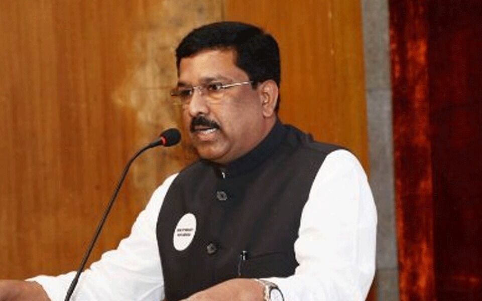 ಪಾಕ್ ಪರ ಘೋಷಣೆ | ನಾಸಿರ್​ ಹುಸೇನ್​​ ಅವರಿಗೆ ಪ್ರಮಾಣವಚನ ಬೋಧಿಸದಂತೆ ಉಪರಾಷ್ಟ್ರಪತಿಗಳಿಗೆ ನಿವೃತ್ತ IAS, IPS ಅಧಿಕಾರಿಗಳಿಂದ ಪತ್ರ