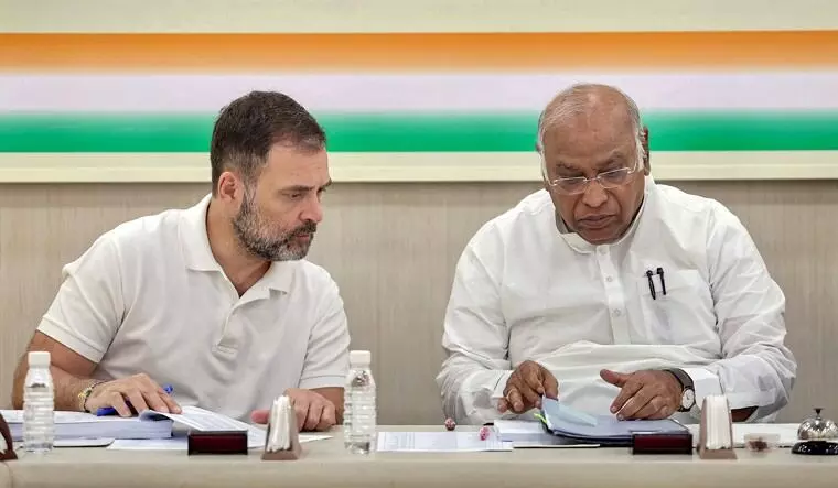 ಆರು ರಾಜ್ಯಗಳ ಅಭ್ಯರ್ಥಿಗಳನ್ನು ಅಂತಿಮಗೊಳಿಸಿದ ಕಾಂಗ್ರೆಸ್; ಶೀಘ್ರ ಹೆಸರುಗಳ ಘೋಷಣೆ ಆರು ರಾಜ್ಯಗಳ ಅಭ್ಯರ್ಥಿಗಳನ್ನು ಅಂತಿಮಗೊಳಿಸಿದ ಕಾಂಗ್ರೆಸ್; ಶೀಘ್ರ ಹೆಸರುಗಳ ಘೋಷಣೆ