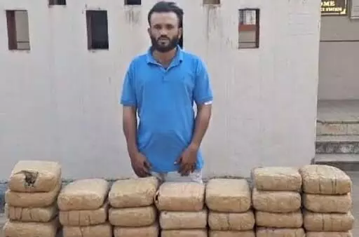 ಚಿಕ್ಕಮಗಳೂರು: ಕೇರಳಕ್ಕೆ ಗಾಂಜಾ ಸಾಗಿಸುತ್ತಿದ್ದ ಆರೋಪಿಯ ಬಂಧನ