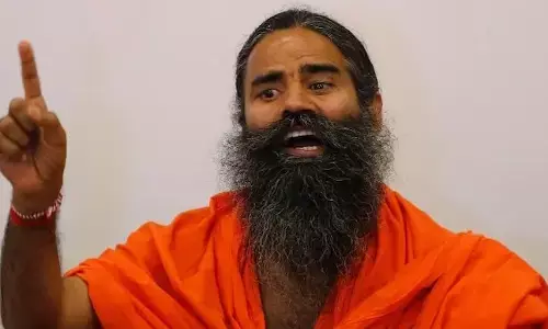 ರಾಮದೇವ್ ಅವರ ಪತಂಜಲಿ ಆಯುರ್ವೇದ ವಿರುದ್ಧ ಕ್ರಮಕ್ಕೆ ಹಿಂದೇಟು ಹಾಕುತ್ತಿರುವ ಉತ್ತರಾಖಂಡ: ವರದಿ