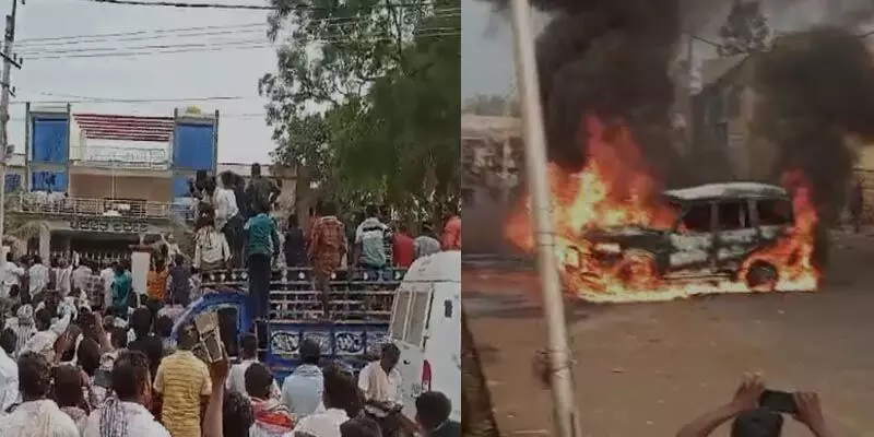 ಹಾವೇರಿ | ಒಣ ಮೆಣಸಿನಕಾಯಿ ಬೆಲೆ ದಿಢೀರ್ ಕುಸಿತ: ಕಾರಿಗೆ ಬೆಂಕಿ ಹಚ್ಚಿ ರೈತರ ಆಕ್ರೋಶ ಹಾವೇರಿ | ಒಣ ಮೆಣಸಿನಕಾಯಿ ಬೆಲೆ ದಿಢೀರ್ ಕುಸಿತ: ಕಾರಿಗೆ ಬೆಂಕಿ ಹಚ್ಚಿ ರೈತರ ಆಕ್ರೋಶ