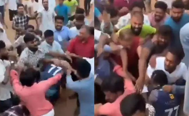 ಕೇರಳ: ಆಫ್ರಿಕಾ ಮೂಲದ ಫುಟ್ಬಾಲ್ ಆಟಗಾರರನ ಮೇಲೆ ಅಟ್ಟಾಡಿಸಿ ಥಳಿಸಿದ ಪ್ರೇಕ್ಷಕರು ಕೇರಳ: ಆಫ್ರಿಕಾ ಮೂಲದ ಫುಟ್ಬಾಲ್ ಆಟಗಾರರನ ಮೇಲೆ ಅಟ್ಟಾಡಿಸಿ ಥಳಿಸಿದ ಪ್ರೇಕ್ಷಕರು