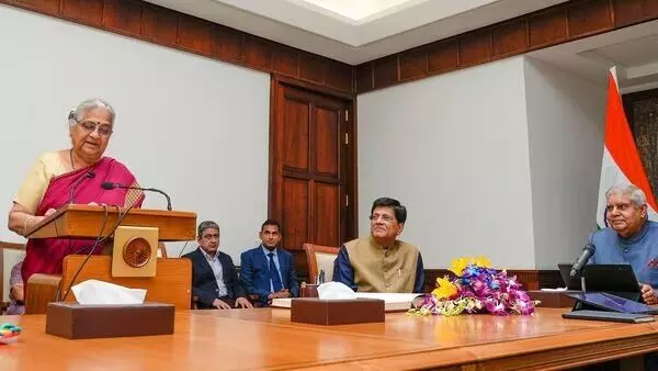 ರಾಜ್ಯಸಭಾ ಸದಸ್ಯರಾಗಿ ಪ್ರಮಾಣ ವಚನ ಸ್ವೀಕರಿಸಿದ ಸುಧಾ ಮೂರ್ತಿ ರಾಜ್ಯಸಭಾ ಸದಸ್ಯರಾಗಿ ಪ್ರಮಾಣ ವಚನ ಸ್ವೀಕರಿಸಿದ ಸುಧಾ ಮೂರ್ತಿ