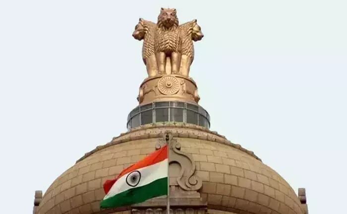 ಐವರು ಐಎಎಸ್​ ಅಧಿಕಾರಿಗಳನ್ನು ವರ್ಗಾವಣೆ ಮಾಡಿ ರಾಜ್ಯ ಸರಕಾರ ಆದೇಶ