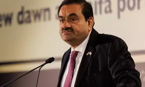 ಒಂದೇ ದಿನ ಒಂದು ಲಕ್ಷ ಕೋಟಿ ರೂಪಾಯಿ ಕಳೆದುಕೊಂಡ ಅದಾನಿ ಷೇರುಗಳು