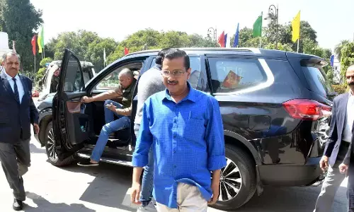 ದಿಲ್ಲಿ ಅಬಕಾರಿ ನೀತಿ ಪ್ರಕರಣ | ಈಡಿ ದೂರುಗಳ ಕುರಿತು ಸಮನ್ಸ್: ಕೋರ್ಟ್ ಮೆಟ್ಟಿಲೇರಿದ ಕೇಜ್ರಿವಾಲ್