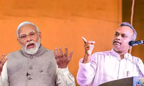 ʼಮಿಸ್ಟರ್‌  ಬಾಂಡ್ ಗೆ ಆತ್ಮೀಯ ಸ್ವಾಗತʼ ಎನ್ನುತ್ತಾ ಪ್ರಧಾನಿ ಮೋದಿಗೆ ಸರಣಿ ಪ್ರಶ್ನೆಗಳನ್ನು ಕೇಳಿದ ಸಚಿವ ಪ್ರಿಯಾಂಕ್‌ ಖರ್ಗೆ