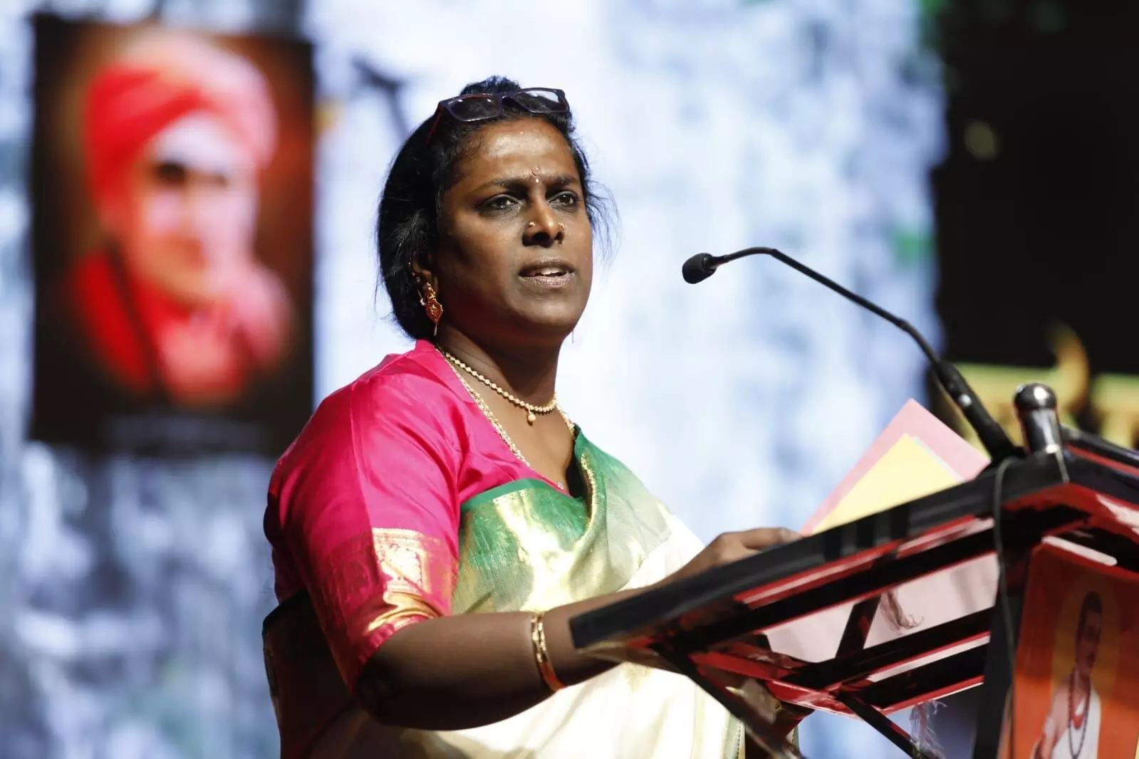 ಕರ್ನಾಟಕ ಸಾಹಿತ್ಯ ಅಕಾಡೆಮಿ ಸದಸ್ಯತ್ವದಿಂದ ಕೈಬಿಡಲು ಸರಕಾರಕ್ಕೆ ಅಕ್ಕಯ್ ಪದ್ಮಶಾಲಿ ಮನವಿ