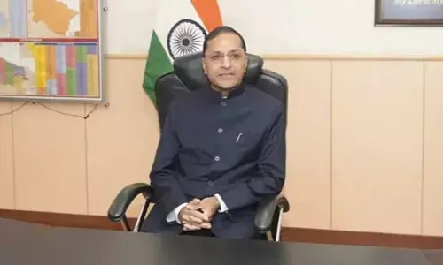 ಕೇಂದ್ರ ಚುನಾವಣಾ ಆಯುಕ್ತರ ದಿಢೀರ್ ರಾಜೀನಾಮೆಗೆ ಕಾರಣ ಏನು ?