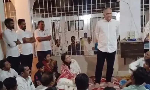 ಅಜಿತ್ ಪವಾರ್ ಅಸಮರ್ಥ: ತಮ್ಮನ ವಿರುದ್ಧ ಚಾಟಿ ಬೀಸಿದ ಅಣ್ಣ!