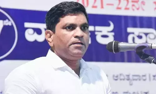 ಶೈಕ್ಷಣಿಕ ಕಾರ್ಯಗಳಿಗೆ ಆದ್ಯತೆ ನೀಡಿ ಶಿಕ್ಷಕರನ್ನು ಚುನಾವಣಾ ಕಾರ್ಯಕ್ಕೆ ಬಳಸುವಂತೆ ಹರೀಶ್ ಆಚಾರ್ಯ ಮನವಿ