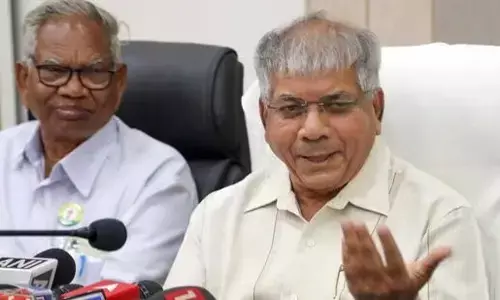 ಮಹಾರಾಷ್ಟ್ರ | 7 ಲೋಕಸಭಾ ಕ್ಷೇತ್ರಗಳಲ್ಲಿ ಕಾಂಗ್ರೆಸ್‌ ಬೆಂಬಲಿಸಲು ಪ್ರಕಾಶ್ ಅಂಬೇಡ್ಕರ್ ಘೋಷಣೆ