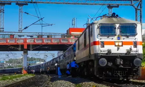 ರದ್ದುಗೊಂಡ ವೈಟಿಂಗ್‌ ಲಿಸ್ಟ್‌ ಟಿಕೆಟ್‌ಗಳಿಂದ 3 ವರ್ಷಗಳಲ್ಲಿ ರೂ. 1,230 ಕೋಟಿ ಆದಾಯ ಗಳಿಸಿದ ಭಾರತೀಯ ರೈಲ್ವೆ