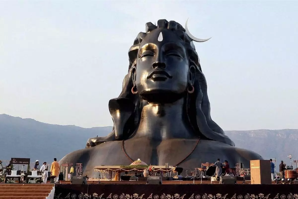 ಇಶಾ ಯೋಗ ಕೇಂದ್ರದಿಂದ 2016ರಿಂದ 6 ಮಂದಿ ನಾಪತ್ತೆ: ಮದ್ರಾಸ್‌ ಹೈಕೋರ್ಟಿಗೆ ಮಾಹಿತಿ ನೀಡಿದ ಪೊಲೀಸರು