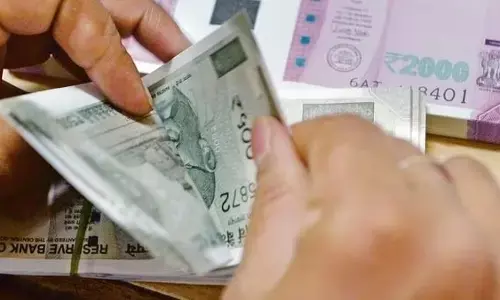 ಚುನಾವಣಾ ಬಾಂಡ್ ಯೋಜನೆ: ಸುಪ್ರೀಂ ಕೋರ್ಟ್ ತೀರ್ಪು ಕಾಯ್ದಿರಿಸಿದ ಬಳಿಕ 1,577 ಕೋಟಿ ರೂ.ಗೂ ಹೆಚ್ಚಿನ ಬಾಂಡ್‌ಗಳ ಮಾರಾಟ