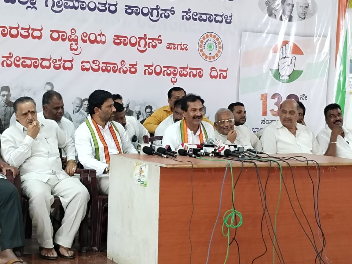 ಈ ಚುನಾವಣೆ ರಾಜವಂಶಸ್ಥ ಮತ್ತು ಸಾಮಾನ್ಯ ಪ್ರಜೆಯ ನಡುವಿನ ಹೋರಾಟ : ಕಾಂಗ್ರೆಸ್‌‍ ಅಭ್ಯರ್ಥಿ ಎಂ.ಲಕ್ಷ್ಮಣ್