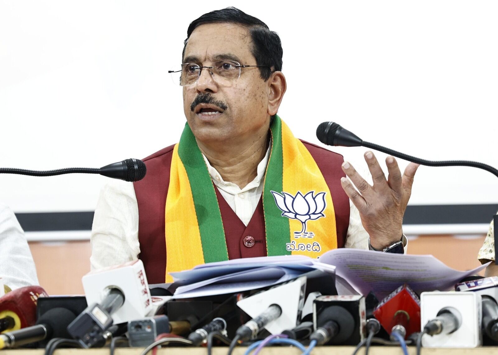 ಕೇಜ್ರಿವಾಲ್ ಬಂಧನದಲ್ಲಿ ಕೇಂದ್ರ ಸರಕಾರದ ಪಾತ್ರವಿಲ್ಲ:  ಪ್ರಹ್ಲಾದ್ ಜೋಶಿ