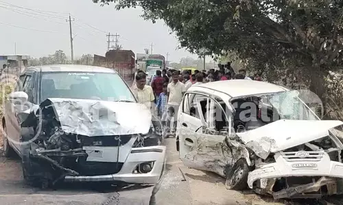 ಹಾಸನ: ಎರಡು ಕಾರುಗಳು ಮುಖಾಮುಖಿ ಢಿಕ್ಕಿ; ಓರ್ವ ಮೃತ್ಯು