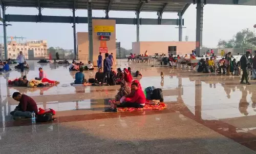 ಅಯೋಧ್ಯೆ ರೈಲ್ವೆ ನಿಲ್ದಾಣದ ಕಳಪೆ ನಿರ್ವಹಣೆ; ಗುತ್ತಿಗೆದಾರನಿಗೆ ದಂಡ : ವೀಡಿಯೊ ವೈರಲ್