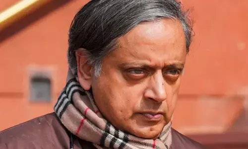 ಜೈಪುರ ಲೋಕಸಭಾ ಕ್ಷೇತ್ರದ ಅಭ್ಯರ್ಥಿ ಆಯ್ಕೆಯ ಕಾರಣಕ್ಕೆ ಟೀಕೆಗೆ ಗುರಿಯಾದ ಕಾಂಗ್ರೆಸ್; ಶಶಿ ತರೂರ್ ರಿಂದಲೂ ವಾಗ್ದಾಳಿ