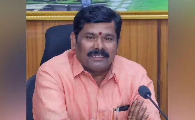 ವರ್ಷಕ್ಕೆ 2 ಕೋಟಿ ಉದ್ಯೋಗ ನೀಡುತ್ತೇನೆಂದು ಹೇಳಿದ್ದ ಮೋದಿ, ಈಗ ಇರುವ ಉದ್ಯೋಗಗಳನ್ನೂ ಕಸಿದುಕೊಂಡಿದ್ದಾರೆ : ಸಚಿವ ಶಿವರಾಜ್ ತಂಗಡಗಿ