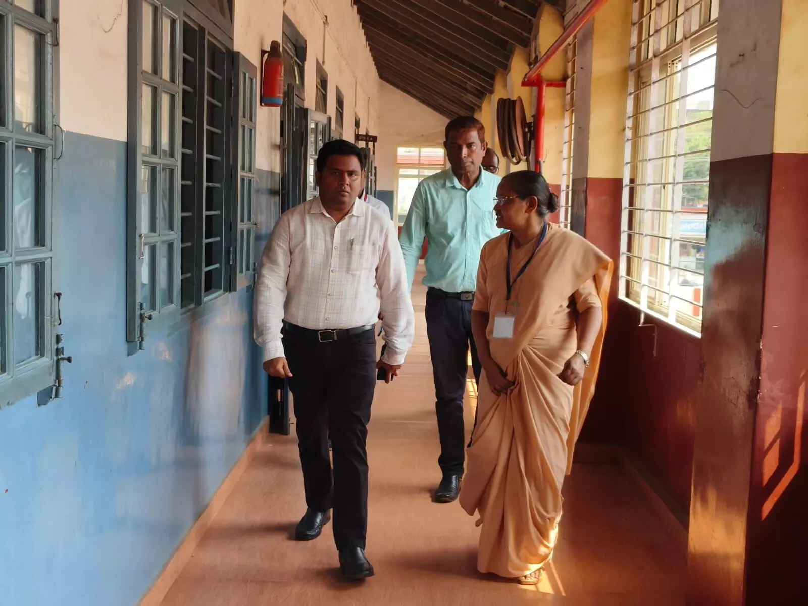 ಮಂಗಳೂರು: ಎಸೆಸೆಲ್ಸಿ ಪರೀಕ್ಷೆ; ಕಪಿತಾನಿಯೋ ಶಾಲೆಗೆ ಜಿಲ್ಲಾಧಿಕಾರಿ ಭೇಟಿ