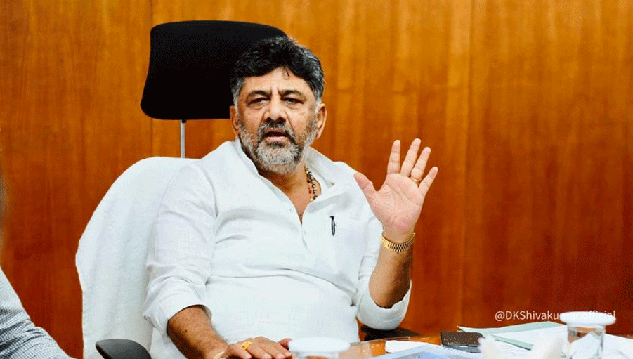 ಬಿಜೆಪಿ ದುರ್ಬಲವಾಗಿರುವುದಕ್ಕೆ ಹಾಲಿ ಸಂಸದರಿಗೆ ಟಿಕೆಟ್ ನೀಡಿಲ್ಲ: ಡಿ.ಕೆ ಶಿವಕುಮಾರ್ ಬಿಜೆಪಿ ದುರ್ಬಲವಾಗಿರುವುದಕ್ಕೆ ಹಾಲಿ ಸಂಸದರಿಗೆ ಟಿಕೆಟ್ ನೀಡಿಲ್ಲ: ಡಿ.ಕೆ ಶಿವಕುಮಾರ್