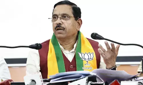 ತಪ್ಪಾಗಿದ್ದರೆ ಸ್ವಾಮೀಜಿ ಬಳಿ ಕ್ಷಮೆ ಕೇಳಲು ಹಿಂಜರಿಯಲ್ಲ: ಪ್ರಹ್ಲಾದ್ ಜೋಶಿ