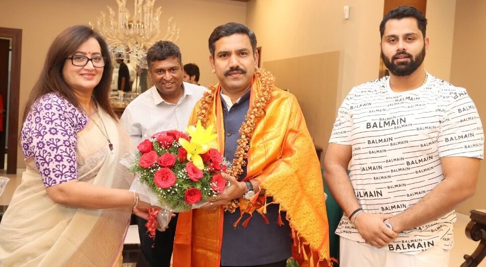 ಬಿಜೆಪಿ ರಾಜ್ಯಾಧ್ಯಕ್ಷ ಬಿ.ವೈ ವಿಜಯೇಂದ್ರ ಭೇಟಿ ಬಳಿಕ ಮಂಡ್ಯ ಸಂಸದೆ ಸುಮಲತಾ ಹೇಳಿದ್ದೇನು?