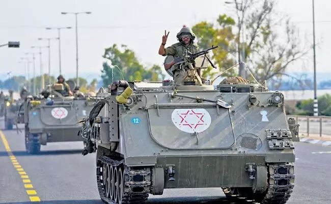 ಇಸ್ರೇಲ್ಗೆ ಸದ್ದಿಲ್ಲದೆ 2.5 ಶತಕೋಟಿ ಡಾಲರ್ ಮೌಲ್ಯದ ಶಸ್ತ್ರಾಸ್ತ್ರ ಸಾಗಣೆ ಮಾಡಿದ ಅಮೆರಿಕ : ವರದಿ ಇಸ್ರೇಲ್ಗೆ ಸದ್ದಿಲ್ಲದೆ 2.5 ಶತಕೋಟಿ ಡಾಲರ್ ಮೌಲ್ಯದ ಶಸ್ತ್ರಾಸ್ತ್ರ ಸಾಗಣೆ ಮಾಡಿದ ಅಮೆರಿಕ : ವರದಿ