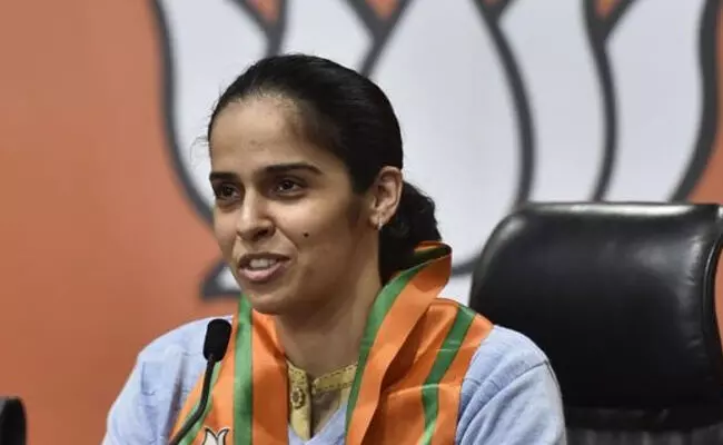 ಸ್ತ್ರೀದ್ವೇಷಿ ಹೇಳಿಕೆಗಾಗಿ ಶಾಮನೂರು ವಿರುದ್ಧ ಸೈನಾ ನೆಹ್ವಾಲ್ ವಾಗ್ದಾಳಿ