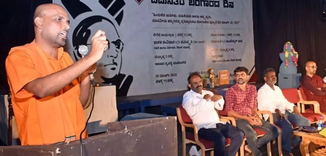 ನಮ್ಮನ್ನು ಆಳುವುದು ಈ ನೆಲದ ಕಾನೂನೇ ಹೊರತು ರಾಜಕೀಯ ಪಕ್ಷಗಳಲ್ಲ: ಜ್ಞಾನಪ್ರಕಾಶ್ ಸ್ವಾಮೀಜಿ