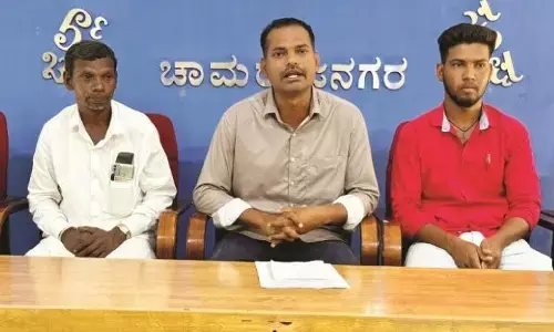 ಚಾಮರಾಜನಗರ | ಪಾಲಾರ್‌ನ ಆದಿವಾಸಿ ಬಡಾವಣೆಗೆ ಇಲ್ಲ ವಿದ್ಯುತ್ ಸಂಪರ್ಕ ; ಚುನಾವಣಾ ಬಹಿಷ್ಕಾರದ ಎಚ್ಚರಿಕೆ ನೀಡಿದ ನಿವಾಸಿಗಳು