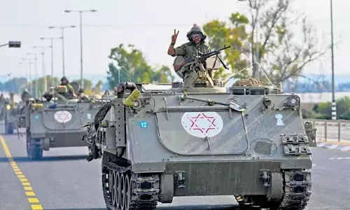 ಇಸ್ರೇಲ್‌ಗೆ ಸದ್ದಿಲ್ಲದೆ 2.5 ಶತಕೋಟಿ ಡಾಲರ್ ಮೌಲ್ಯದ ಶಸ್ತ್ರಾಸ್ತ್ರ ಸಾಗಣೆ ಮಾಡಿದ ಅಮೆರಿಕ : ವರದಿ