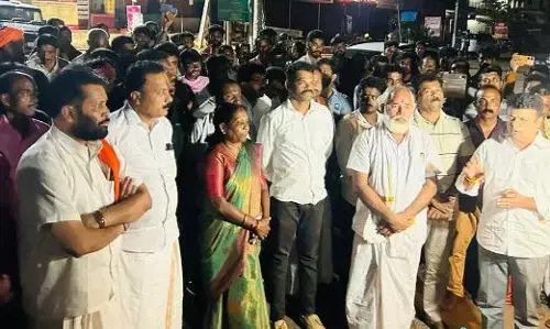 ಕಡಬ | ಕಾರು ಢಿಕ್ಕಿಯಾಗಿ ವ್ಯಕ್ತಿ ಮೃತ್ಯು ಪ್ರಕರಣ: ಆರೋಪಿಯ ಪತ್ತೆಗೆ ಆಗ್ರಹಿಸಿ ಸಂಘ ಪರಿವಾರದಿಂದ ಹೆದ್ದಾರಿ ತಡೆ